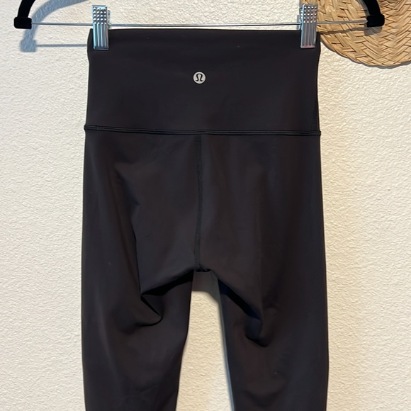 Lululemon Wunder Train High-Rise Crop 23" - Black - Size 2 - Picture 8 of 15